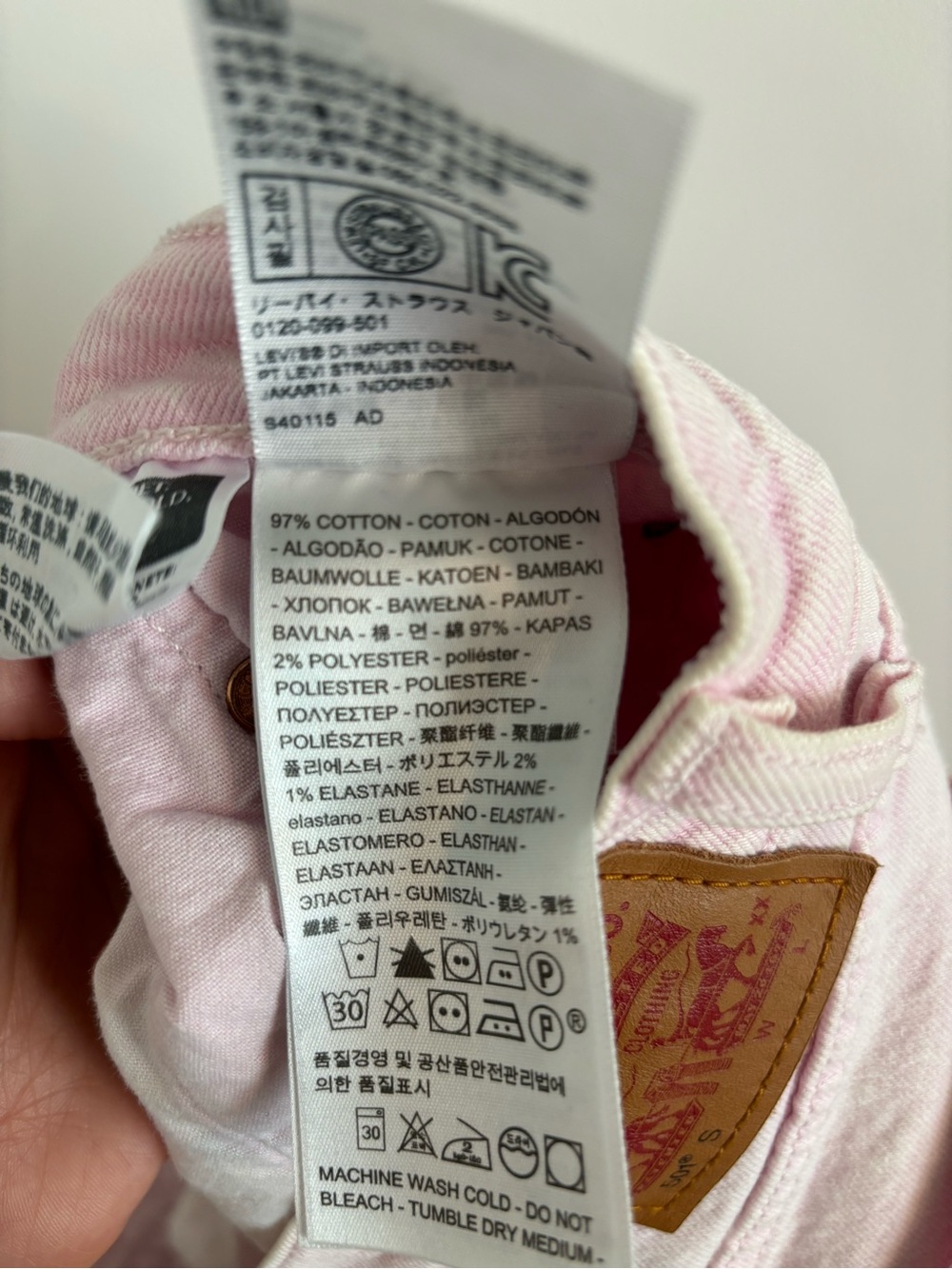 Levi's Pastel Pink High-Rise Women's Jeans - Picture 7 of 7